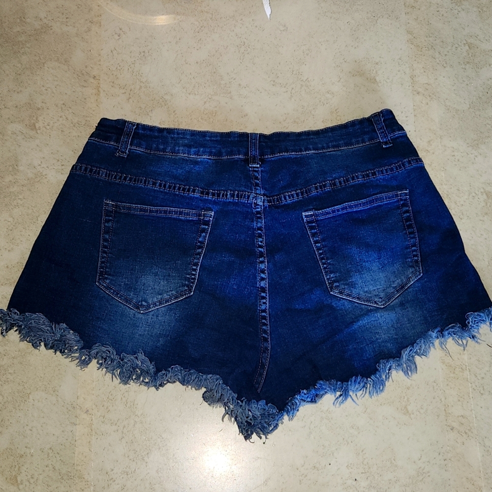 Size 8/10 high-waisted shorts